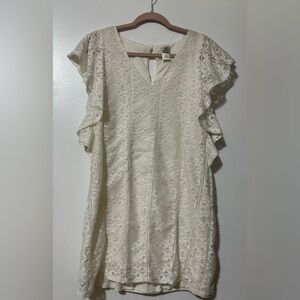 Elegant Cream Lace Top